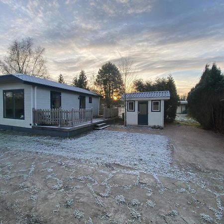 הוילה Anloo Gezellige Chalet In Bosrijke Omgeving מראה חיצוני תמונה