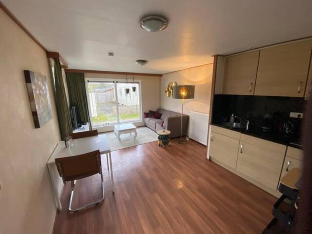 הוילה Anloo Gezellige Chalet In Bosrijke Omgeving מראה חיצוני תמונה